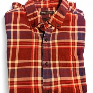 Banana Republic Slim Fit Flannel luxe flannel men’s cozy comfy fall size medium